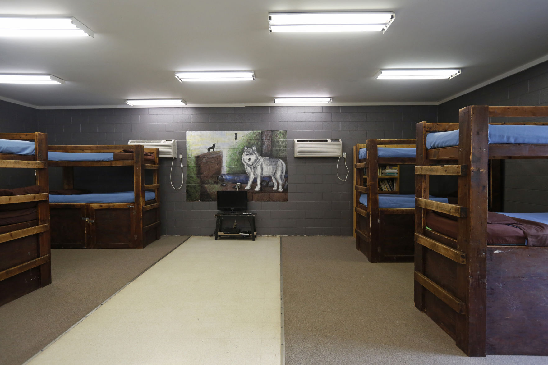 dorm room.jpg